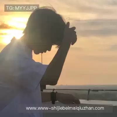 姬展立
